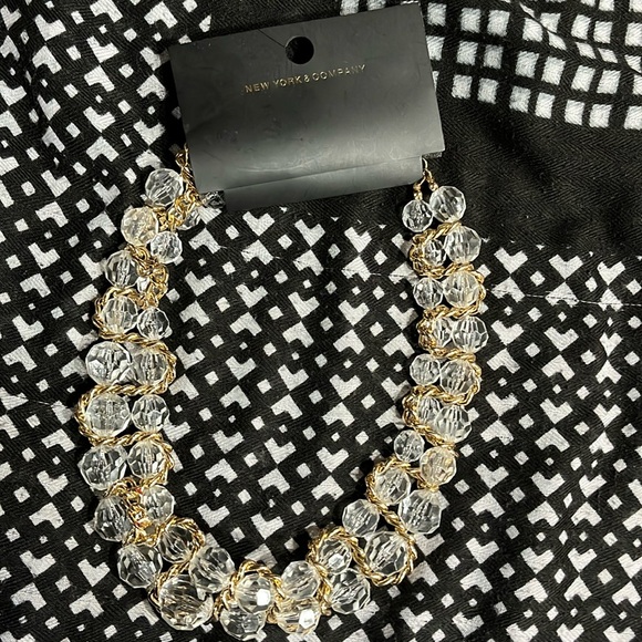 Women’s necklace acrylic and gold - Picture 1 of 3